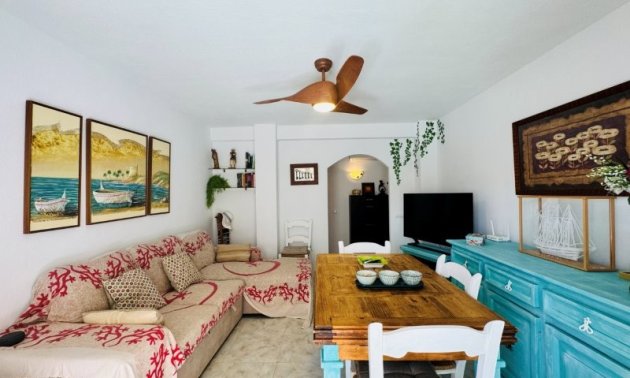 Resale - Apartment / flat -
Torrevieja - La Mata