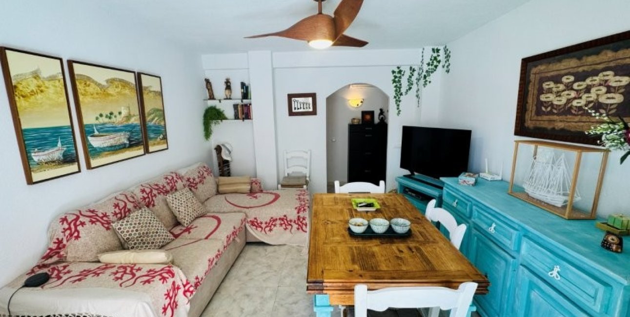 Resale - Apartment / flat -
Torrevieja - La Mata