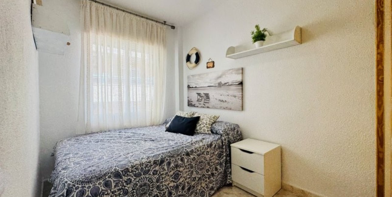 Resale - Apartment / flat -
Torrevieja - La Mata
