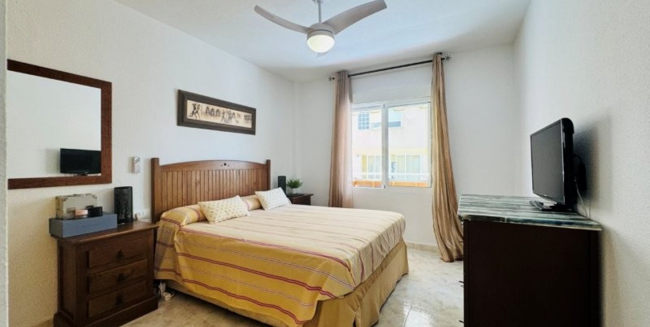 Resale - Apartment / flat -
Torrevieja - La Mata
