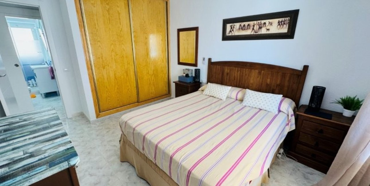 Resale - Apartment / flat -
Torrevieja - La Mata