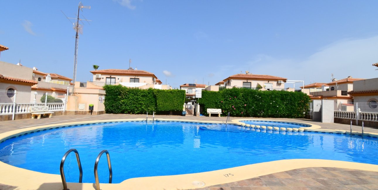 Resale - Townhouse -
Orihuela Costa - Playa Flamenca