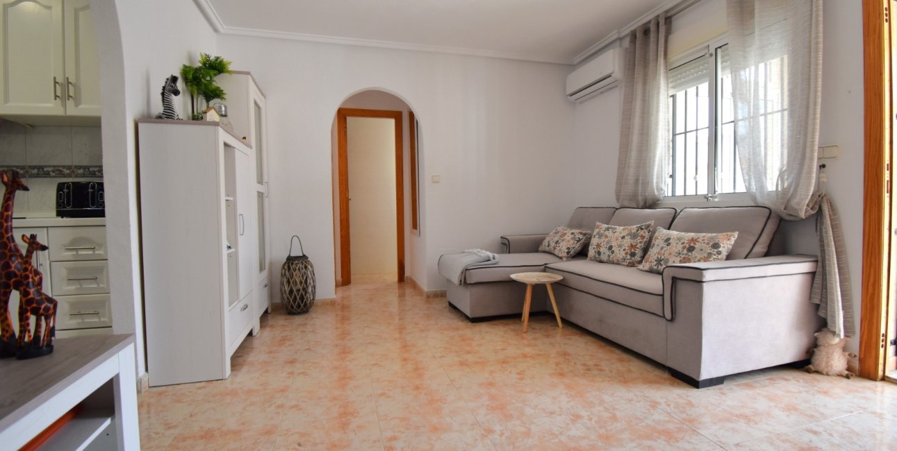 Resale - Townhouse -
Orihuela Costa - Playa Flamenca