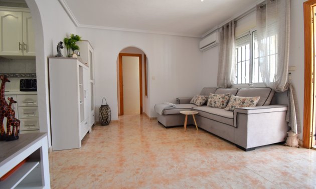 Resale - Townhouse -
Orihuela Costa - Playa Flamenca