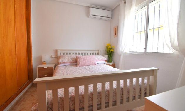 Resale - Townhouse -
Orihuela Costa - Playa Flamenca