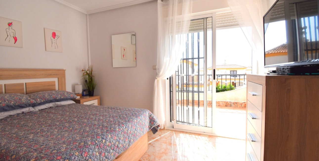 Resale - Townhouse -
Orihuela Costa - Playa Flamenca