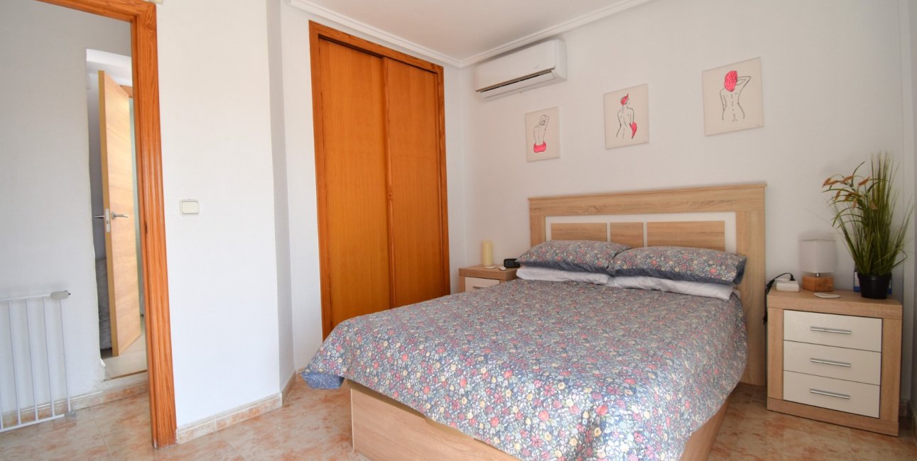 Resale - Townhouse -
Orihuela Costa - Playa Flamenca