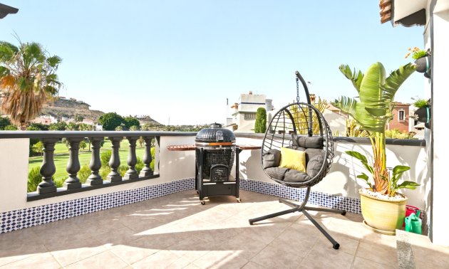 Resale - Villa -
Rojales - La Marquesa Golf
