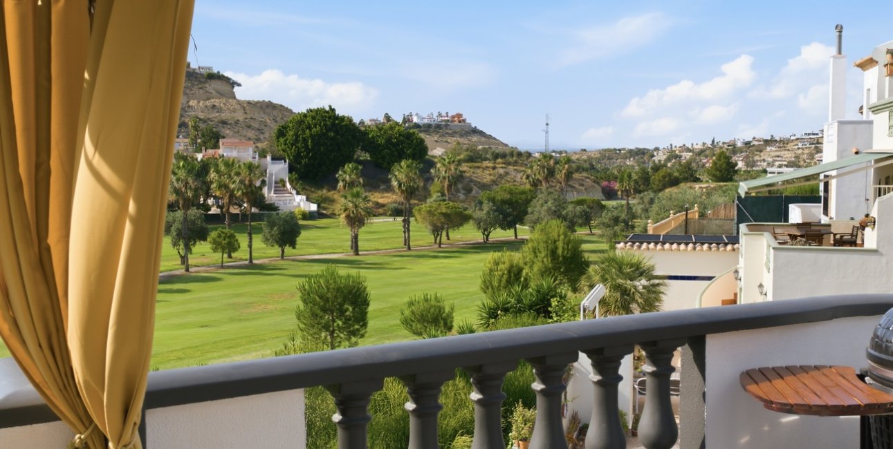 Resale - Villa -
Rojales - La Marquesa Golf