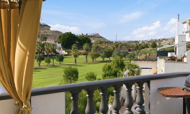 Resale - Villa -
Rojales - La Marquesa Golf