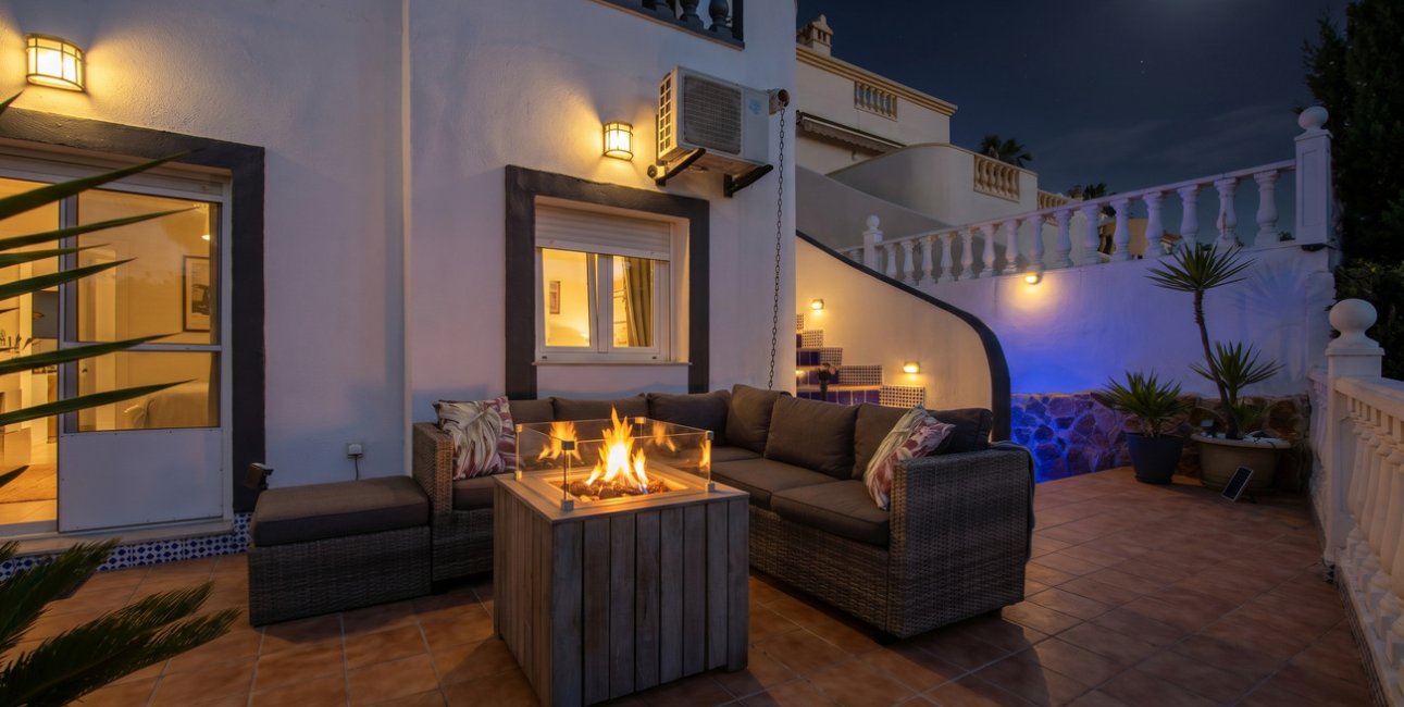 Resale - Villa -
Rojales - La Marquesa Golf