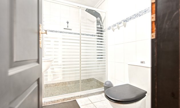 Resale - Villa -
Rojales - La Marquesa Golf