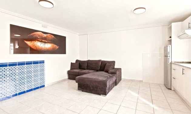 Resale - Villa -
Rojales - La Marquesa Golf
