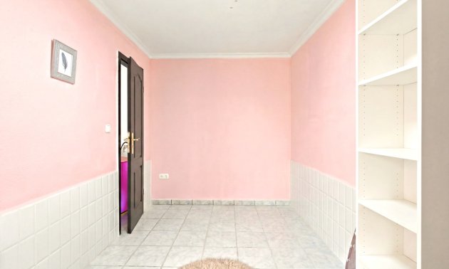Resale - Villa -
Rojales - La Marquesa Golf