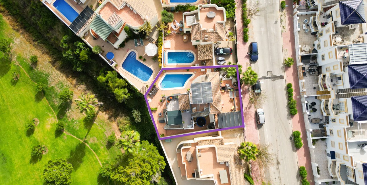 Resale - Villa -
Rojales - La Marquesa Golf