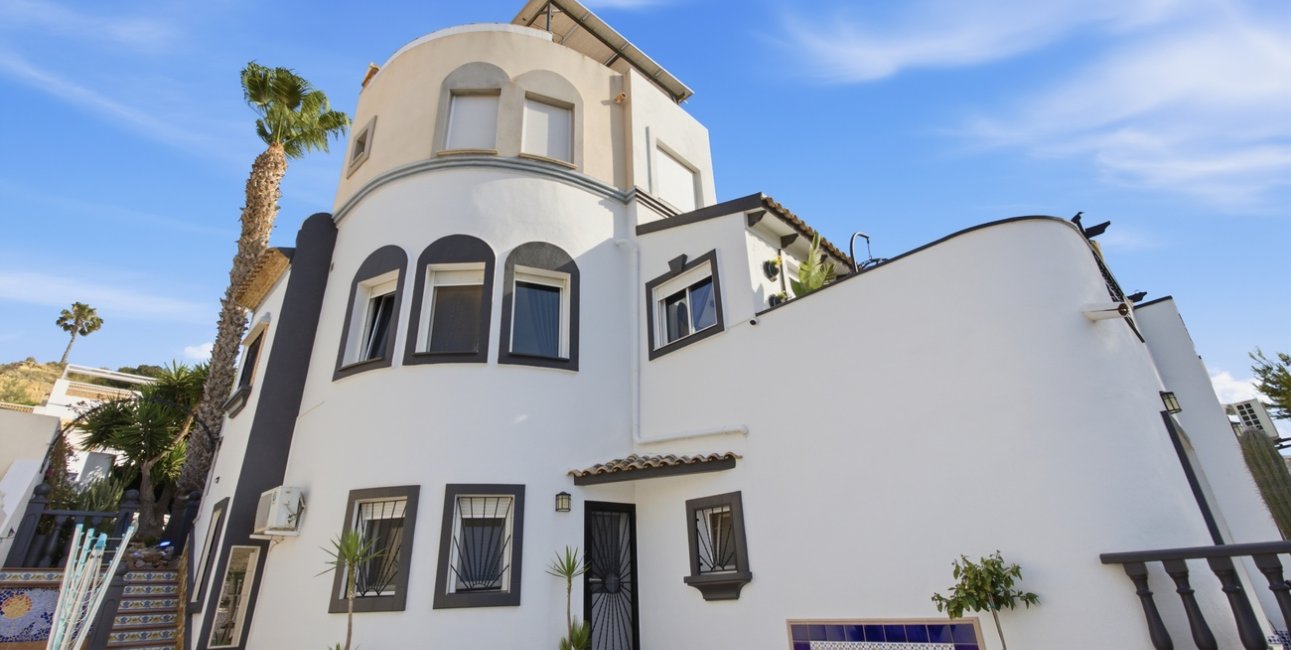 Resale - Villa -
Rojales - La Marquesa Golf