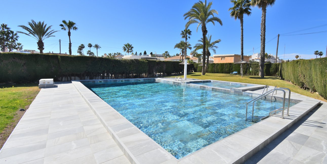 Resale - Apartment / flat -
Orihuela Costa - Playa Flamenca