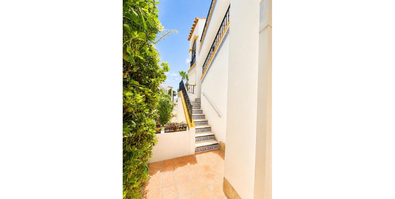 Resale - Apartment - Top Floor -
Los Dolses