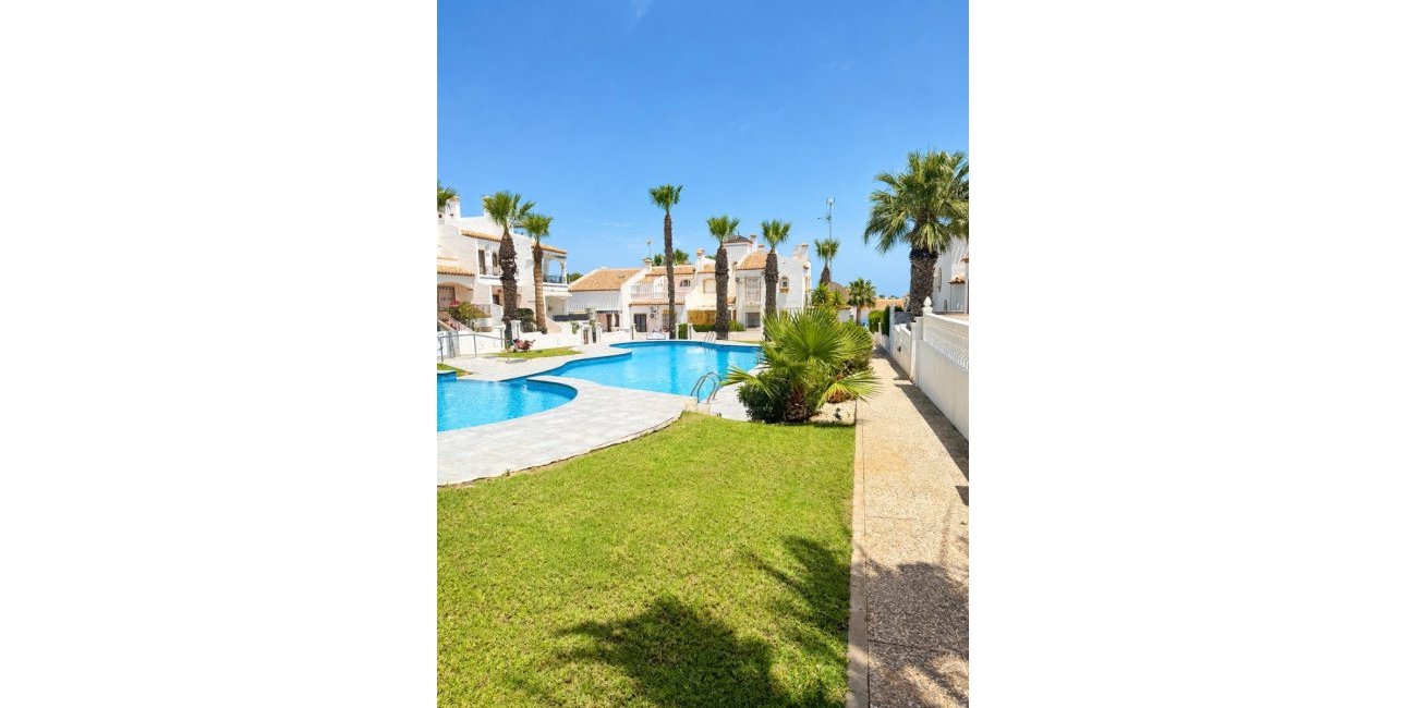 Resale - Apartment - Top Floor -
Los Dolses