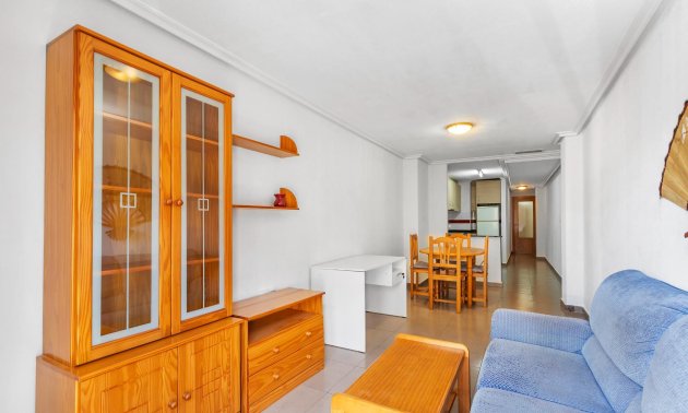 Resale - Apartment / flat -
Torrevieja