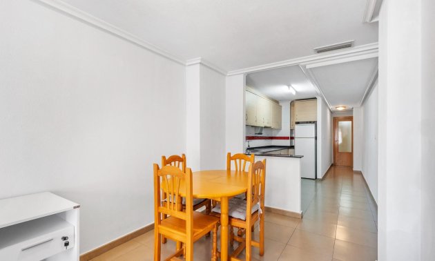 Resale - Apartment / flat -
Torrevieja