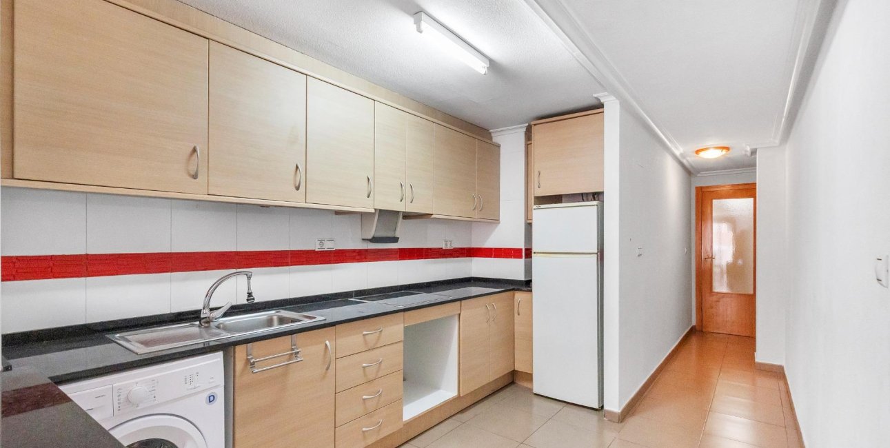 Resale - Apartment / flat -
Torrevieja