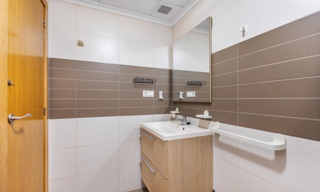 Resale - Apartment / flat -
Torrevieja