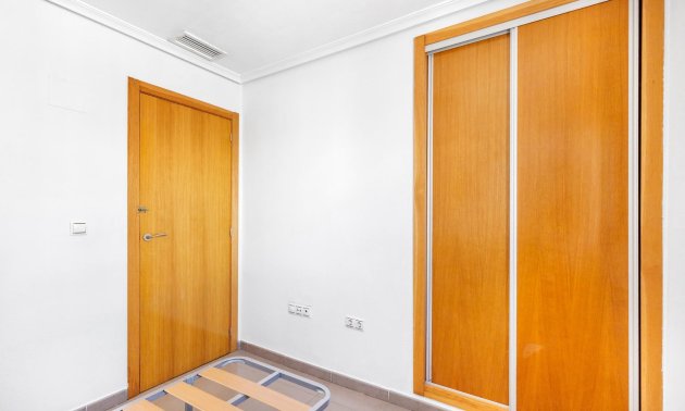 Resale - Apartment / flat -
Torrevieja