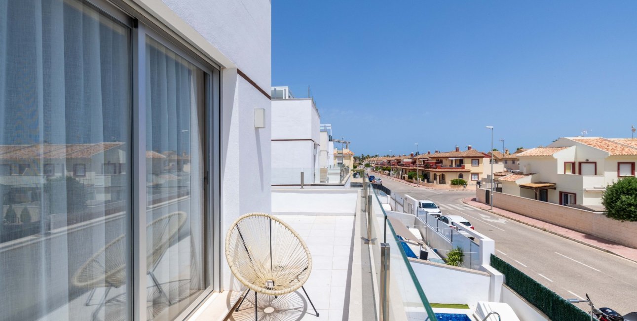 Reventa - Villa / House -
Ciudad Quesada