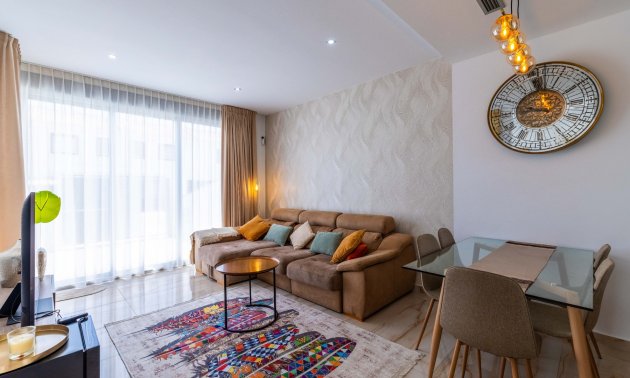 Reventa - Villa / House -
Ciudad Quesada