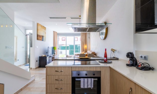 Reventa - Villa / House -
Ciudad Quesada