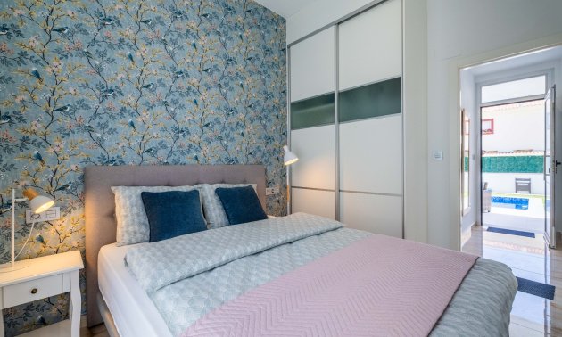 Reventa - Villa / House -
Ciudad Quesada