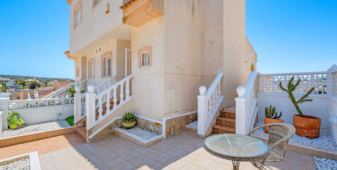 Resale - Townhouse -
Ciudad Quesada - La Marquesa