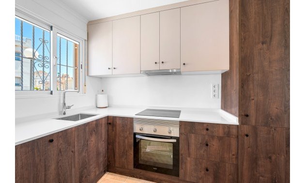 Resale - Townhouse -
Ciudad Quesada - La Marquesa
