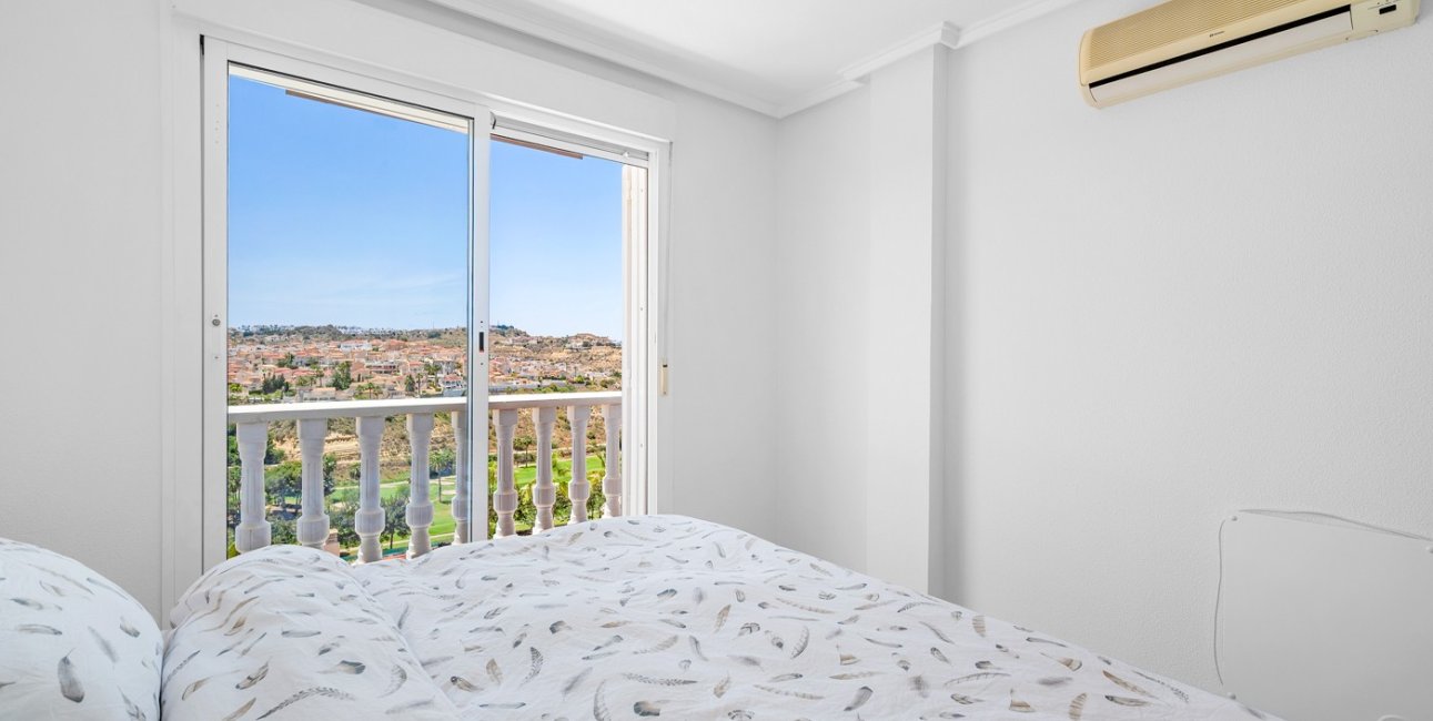 Resale - Townhouse -
Ciudad Quesada - La Marquesa