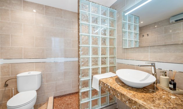 Resale - Townhouse -
Ciudad Quesada - La Marquesa