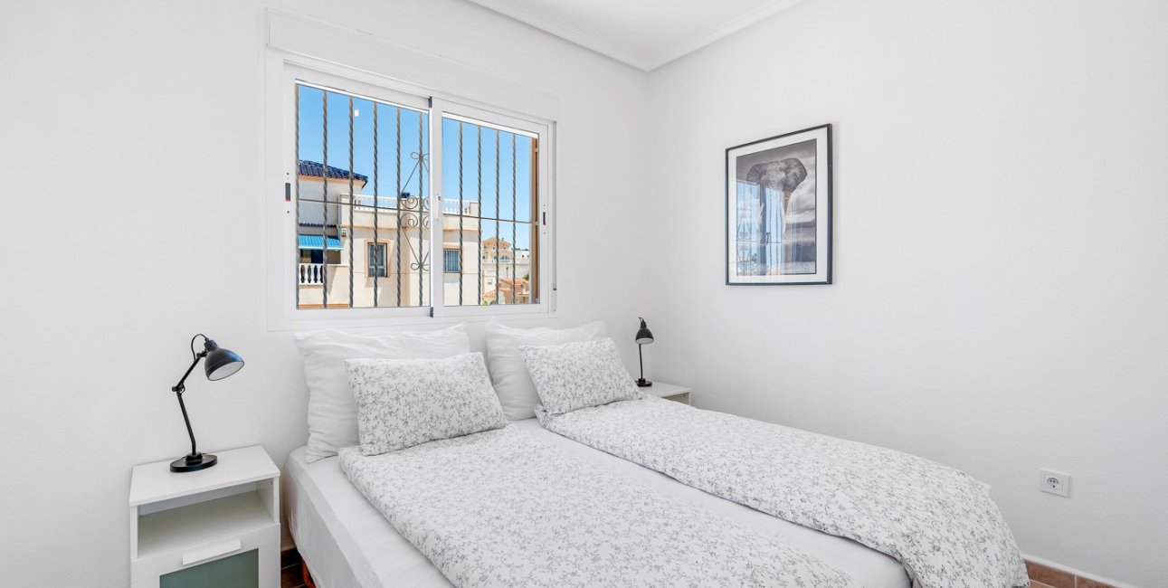 Resale - Townhouse -
Ciudad Quesada - La Marquesa