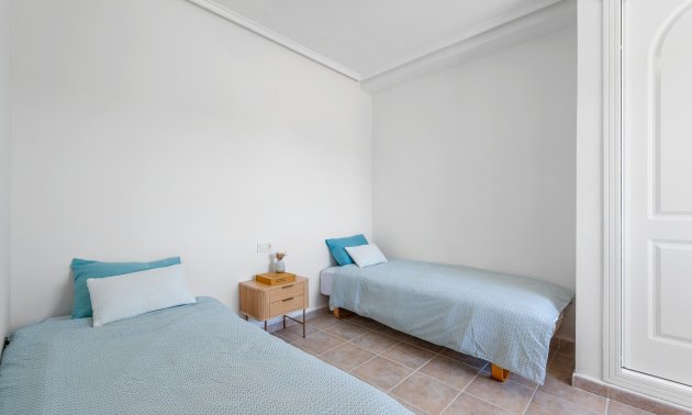 Resale - Townhouse -
Ciudad Quesada - La Marquesa