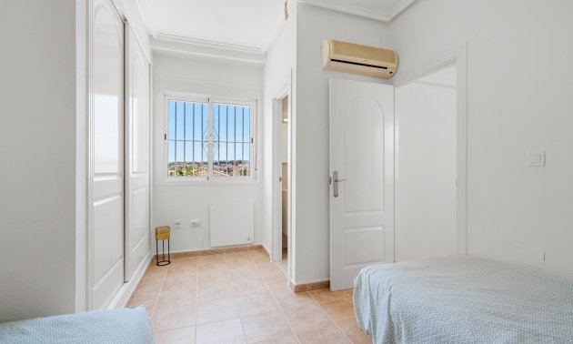 Resale - Townhouse -
Ciudad Quesada - La Marquesa