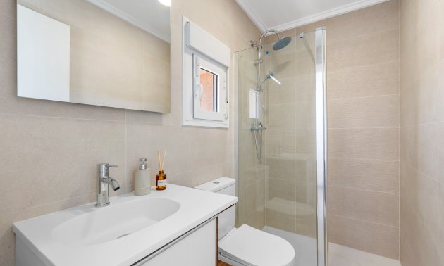 Resale - Townhouse -
Ciudad Quesada - La Marquesa