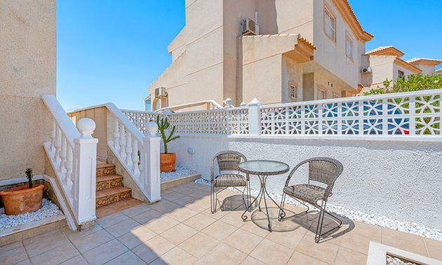 Resale - Townhouse -
Ciudad Quesada - La Marquesa