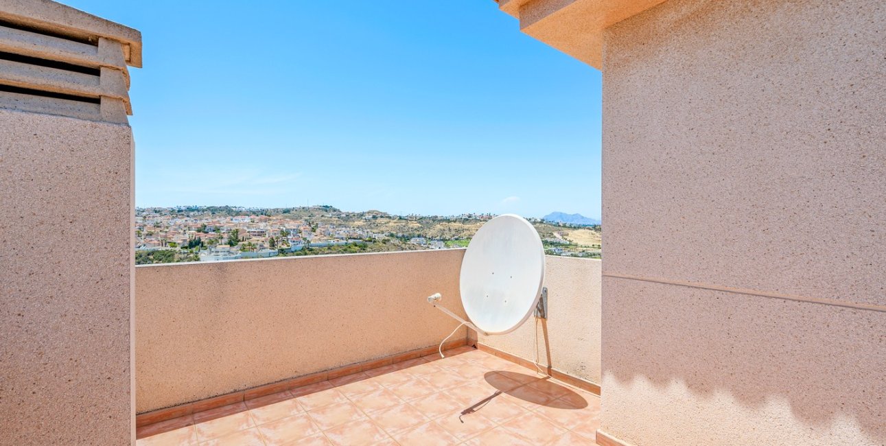 Resale - Townhouse -
Ciudad Quesada - La Marquesa