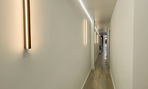 Resale - Apartment / flat -
Torrevieja - Playa Acequion