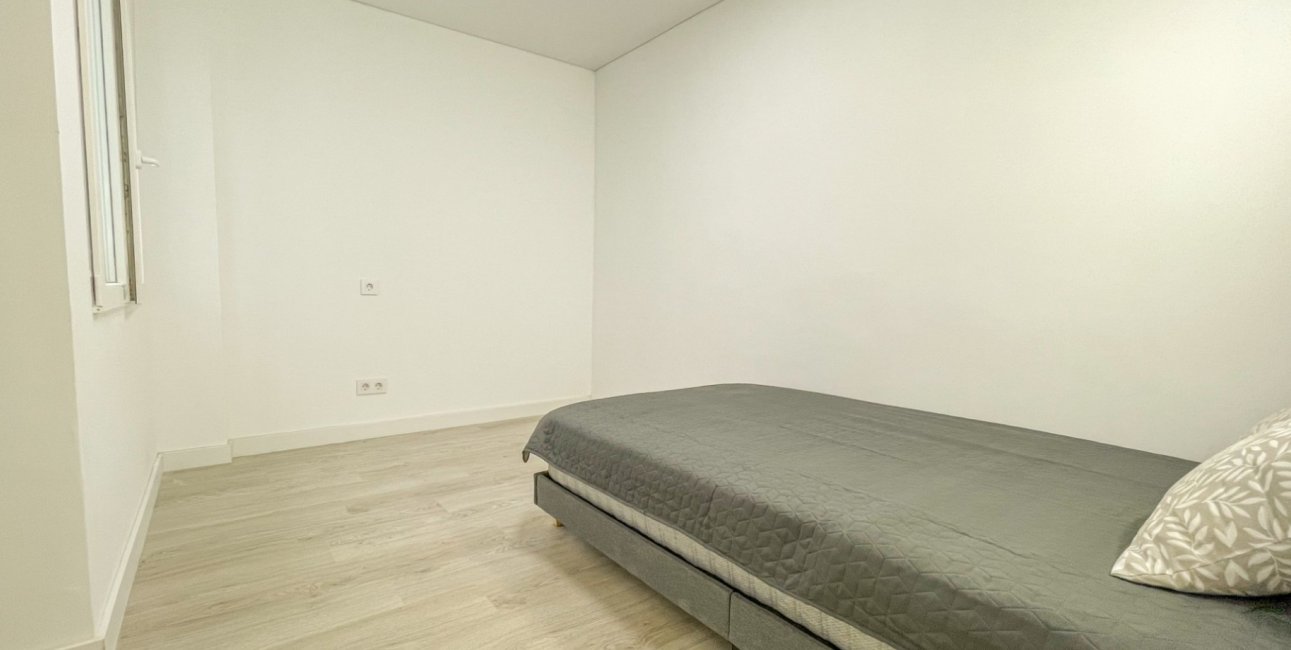 Resale - Apartment / flat -
Torrevieja - Playa Acequion