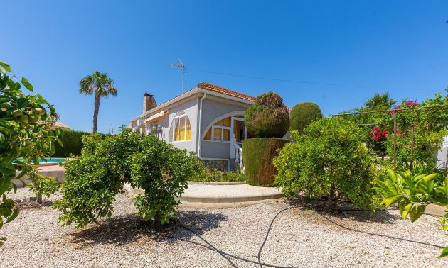 Reventa - Villa -
Rojales - Centro de la Ciudad Quesada