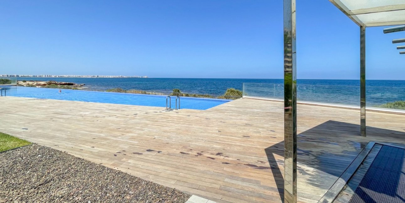 Resale - Apartment / flat -
Orihuela Costa - Punta Prima