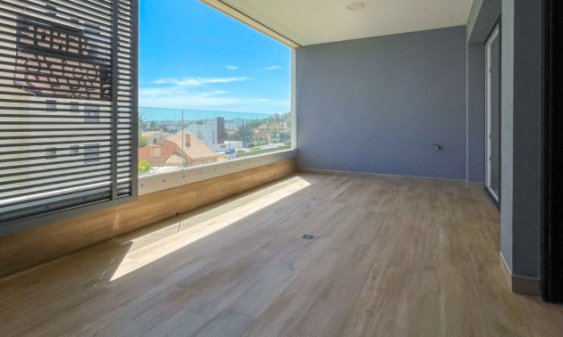Resale - Apartment / flat -
Orihuela Costa - Punta Prima