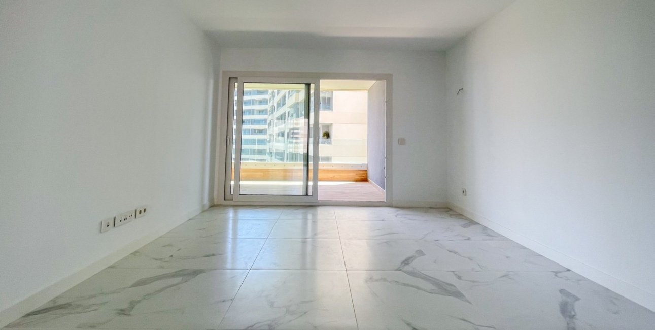 Resale - Apartment / flat -
Orihuela Costa - Punta Prima