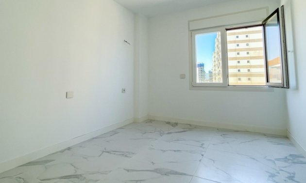 Resale - Apartment / flat -
Orihuela Costa - Punta Prima