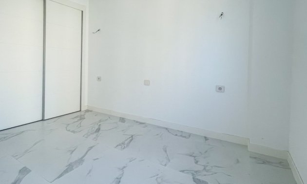 Resale - Apartment / flat -
Orihuela Costa - Punta Prima